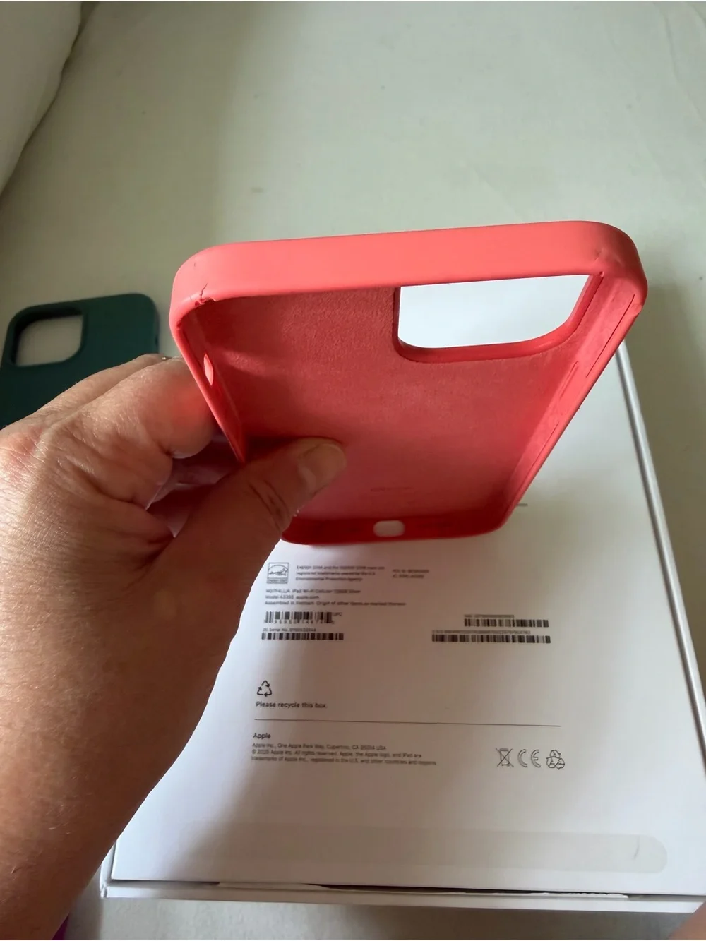 Apple Silicone Case - Coral Pink